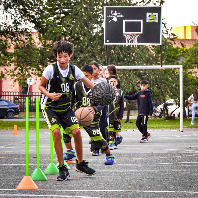 baloncesto para niños bogota