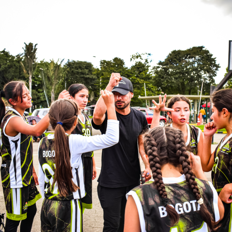 baloncesto para niños bogota