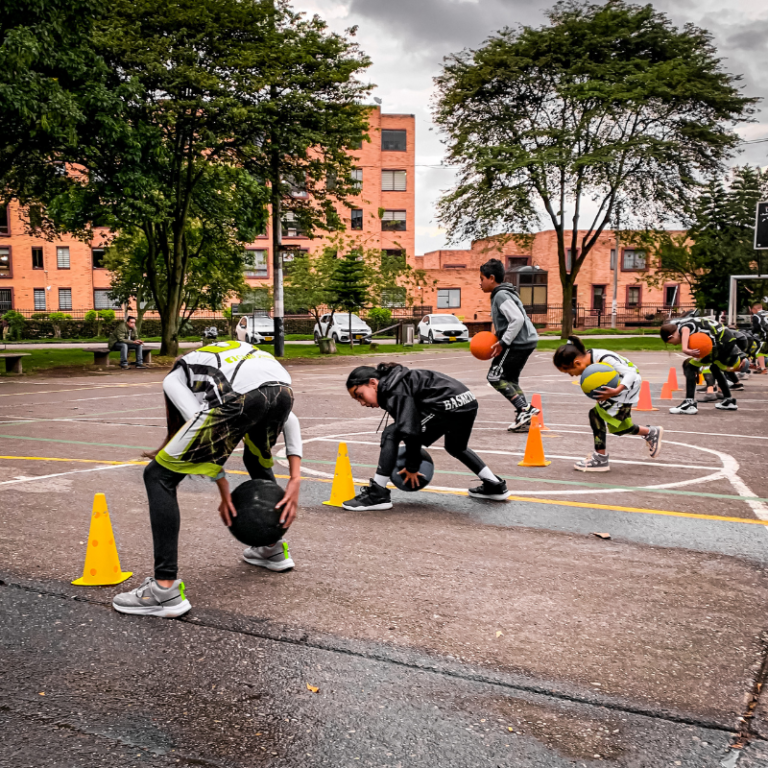 baloncesto para niños bogota