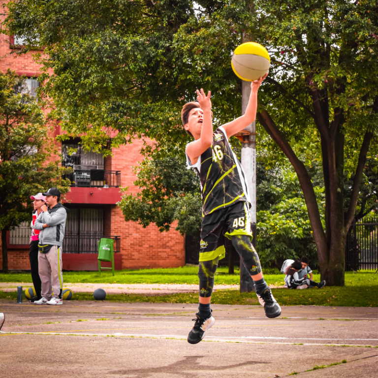 baloncesto para niños bogota